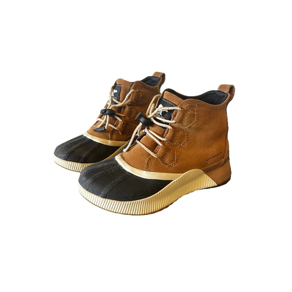 SOREL Out N About IV Classic Kids Boots Taffy/Black Waterproof Hand Crafted‎ 2Y